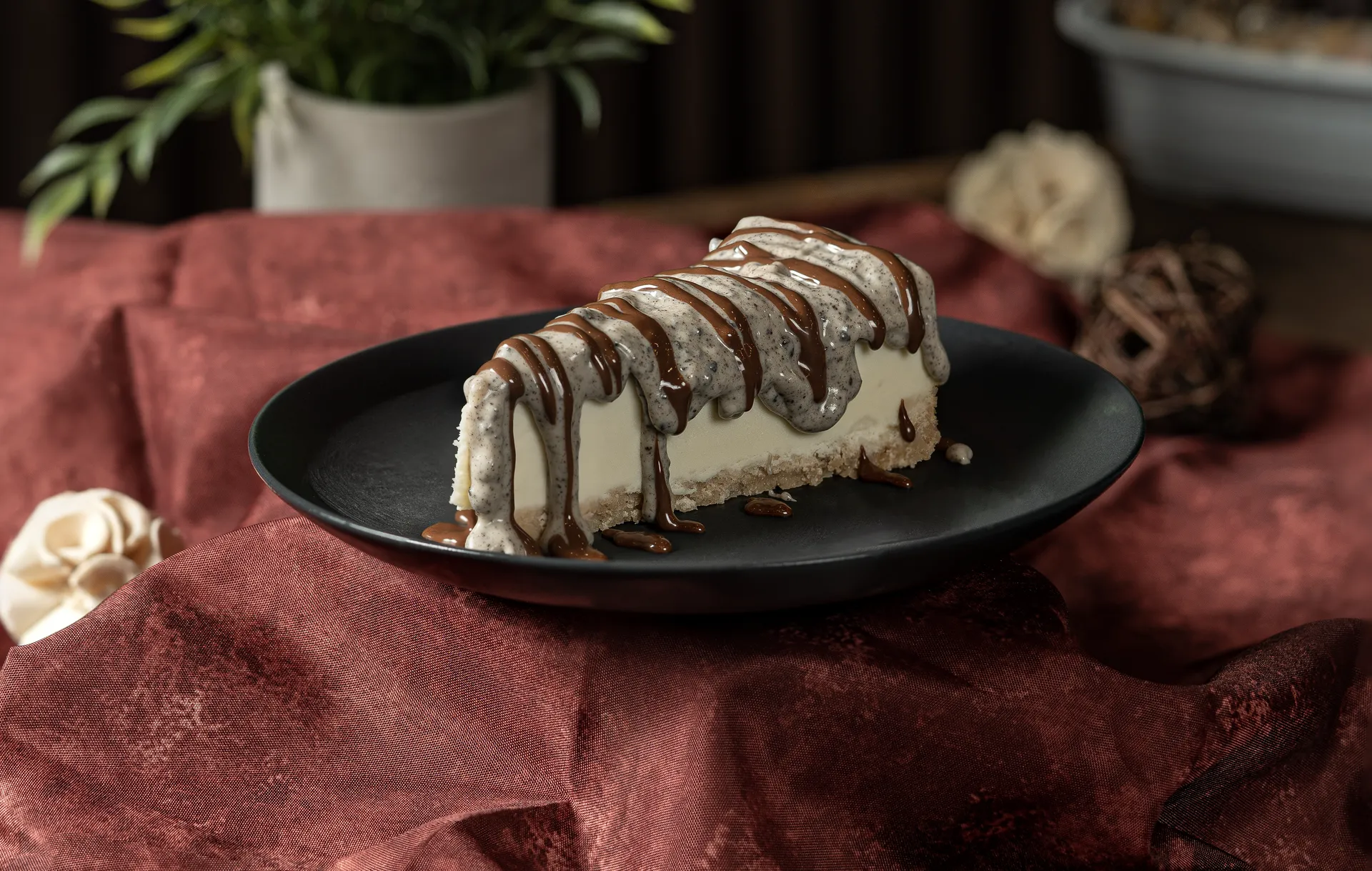 Cookie & Cream Cheesecake