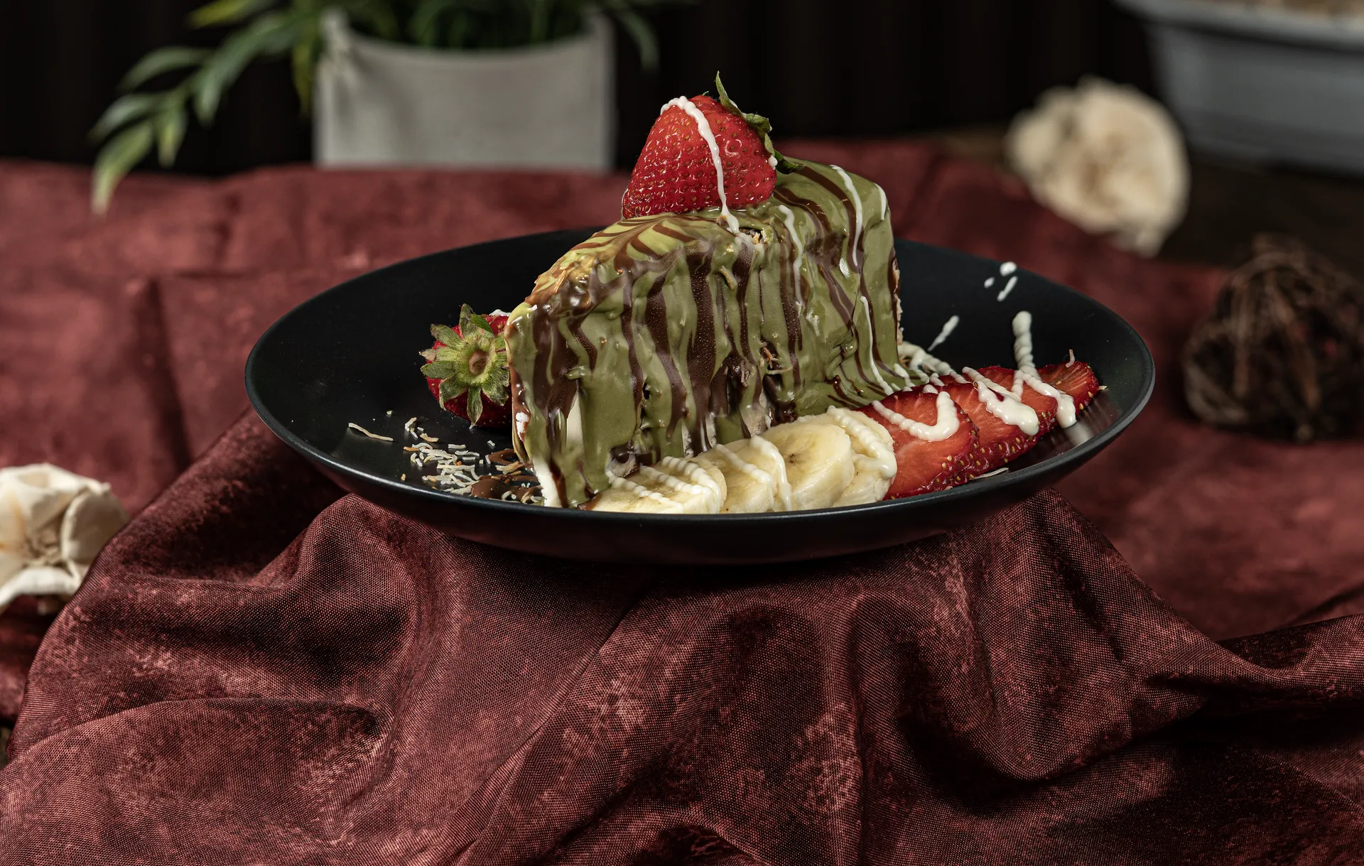 Strawberry Banana Dubai Chocolate Cheesecake