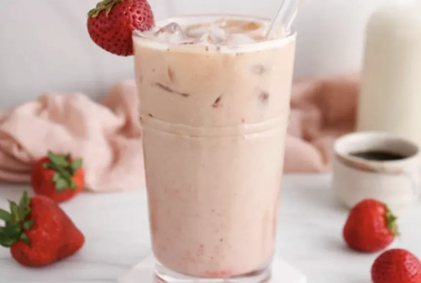 Strawberry iced latte